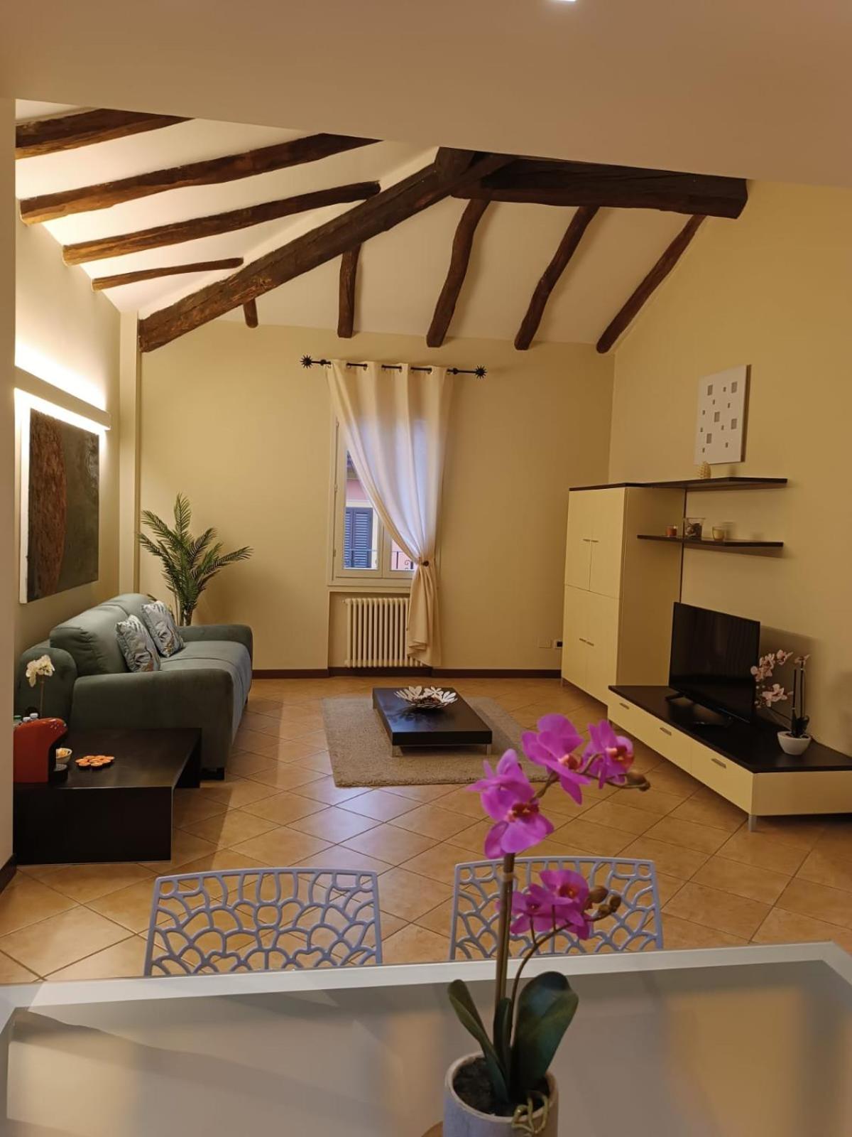 Int 6 - Suite Marco Bologna Luaran gambar